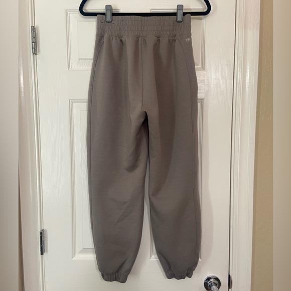 Abercrombie YPB neoKnit joggers. - Picture 2 of 3